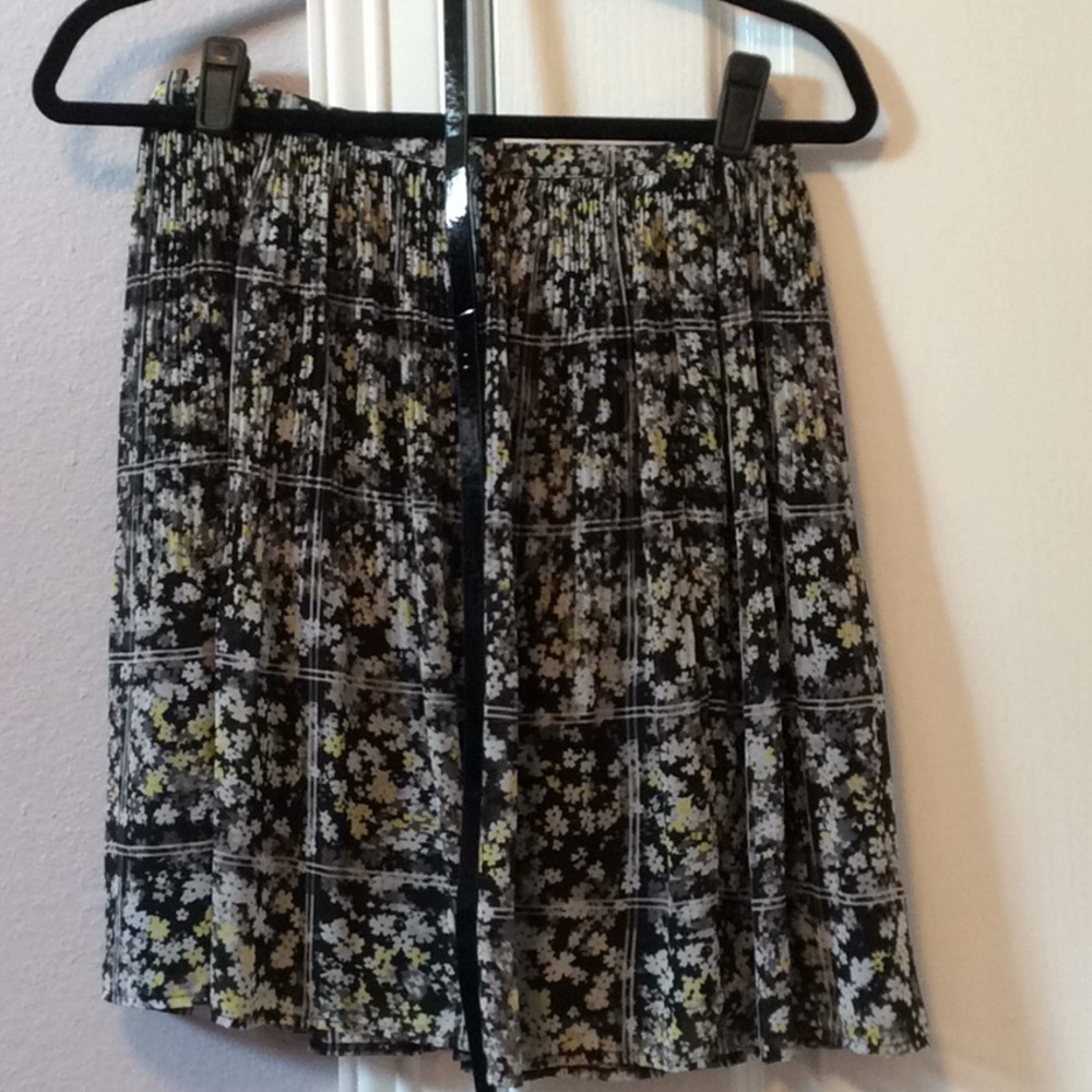 Elle Skirt